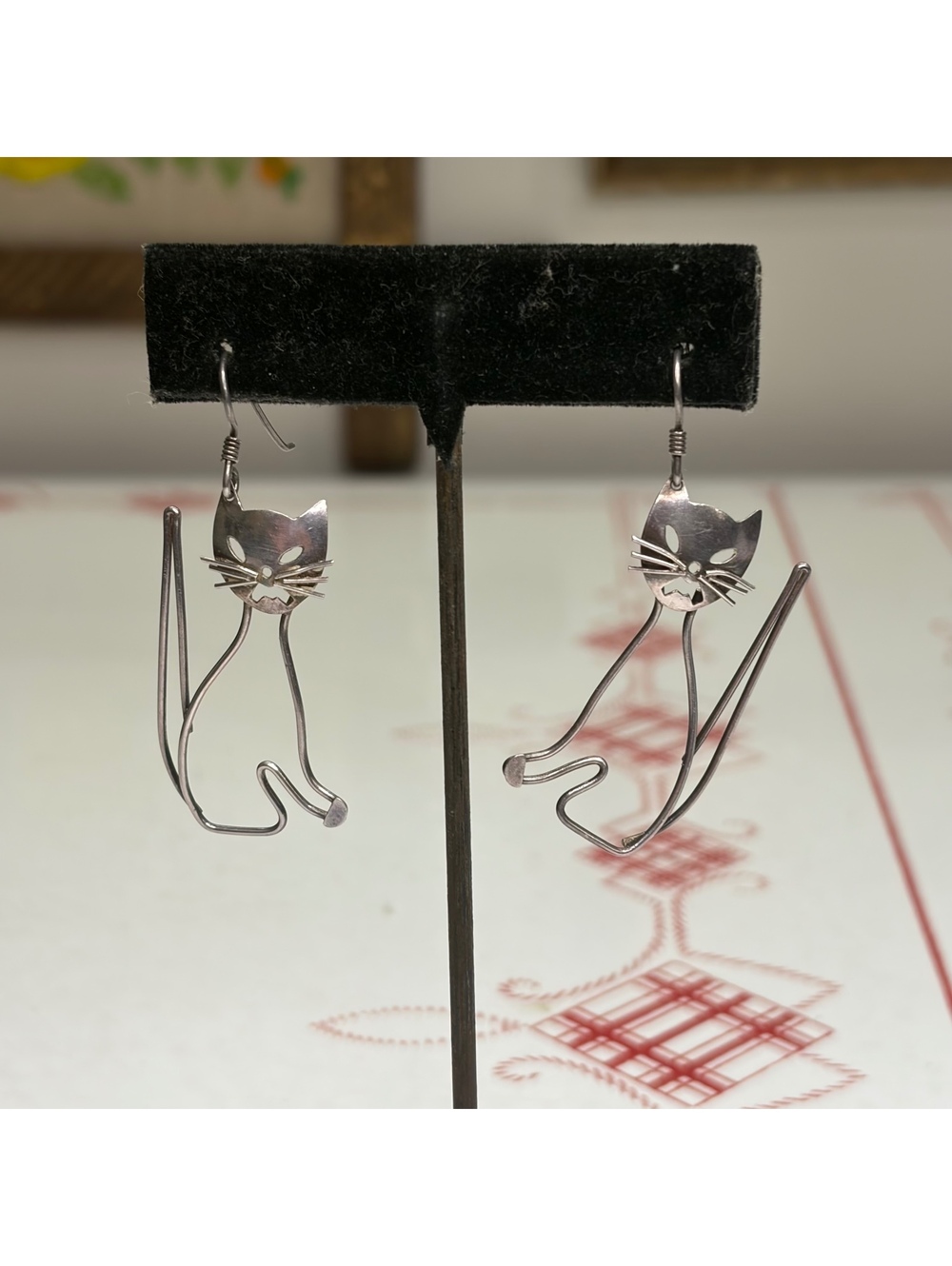 Sterling silver cat dangle earrings Vintage